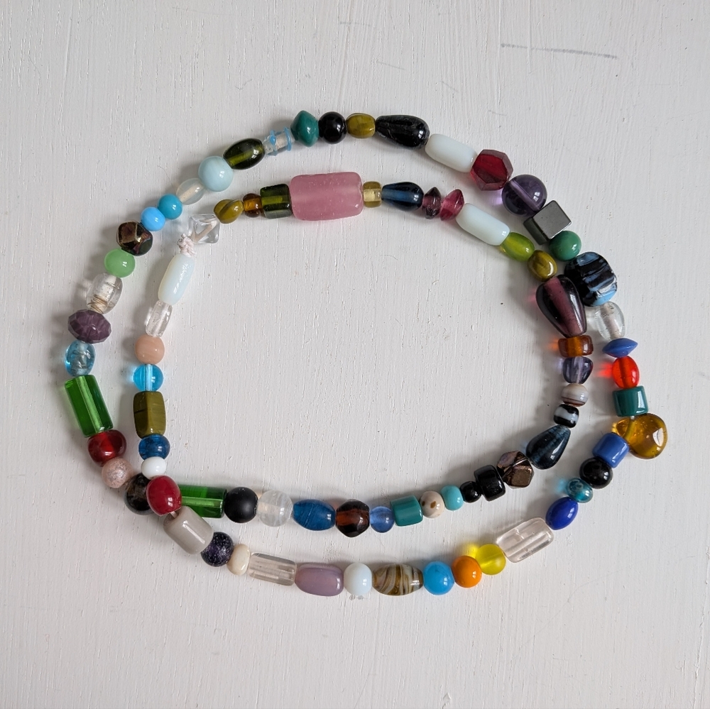 Multicolor Glass Bead Necklace - Picture 3 of 10